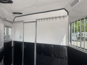 Used 2025 Merhow Trailers 7309 RK-S Horse Trailer