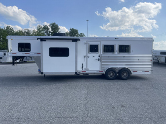 Used 2025 Merhow Trailers 7309 RK-S Horse Trailer