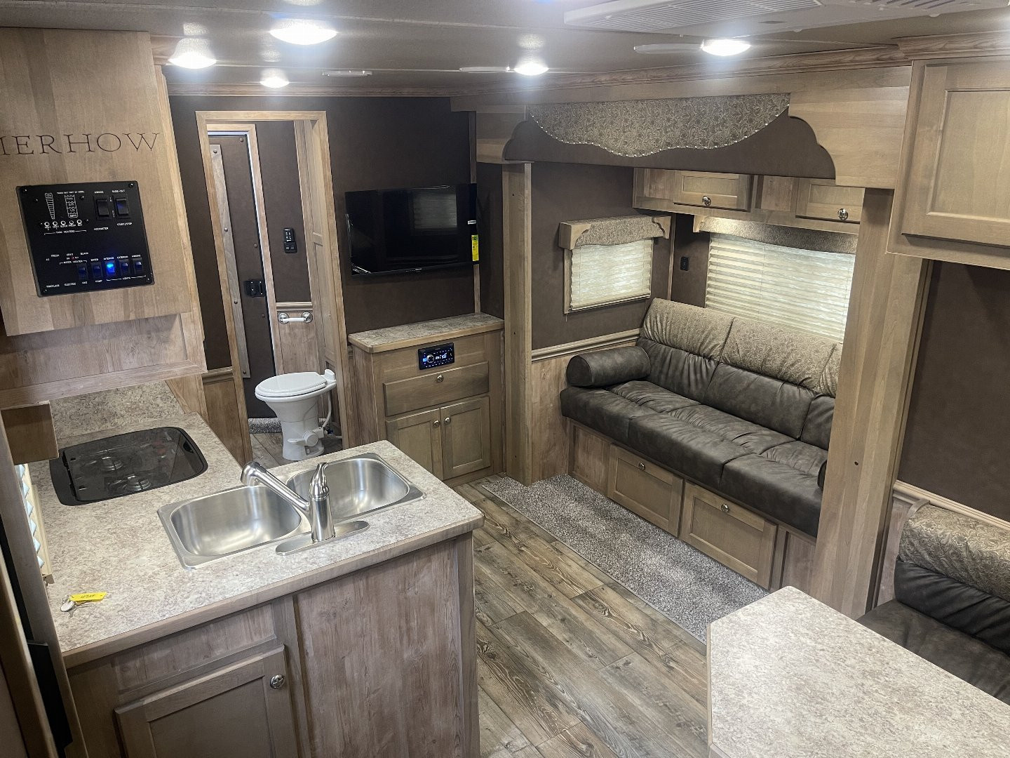 New 2025 Merhow Trailers 8314-B RWS Horse Trailer