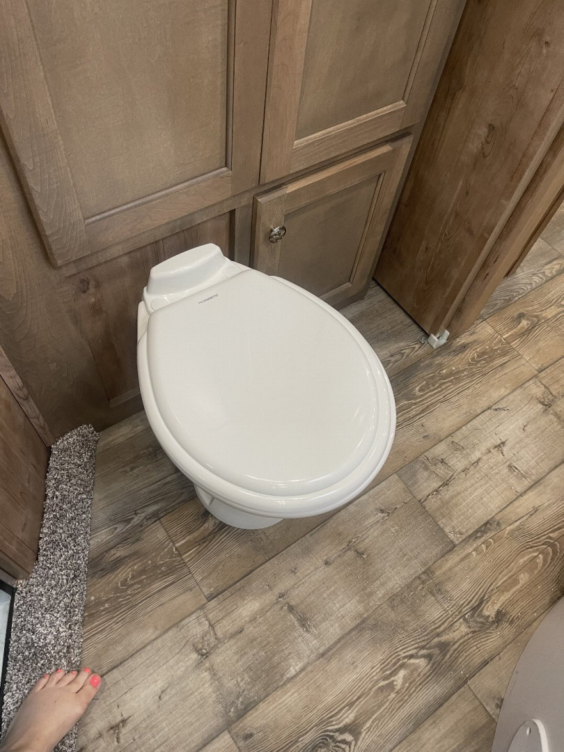 New 2025 Merhow Trailers 8314-B RWS Horse Trailer