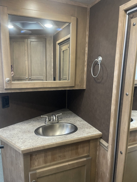 New 2025 Merhow Trailers 8314-B RWS Horse Trailer