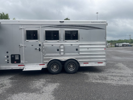 New 2025 Merhow Trailers 8314-B RWS Horse Trailer