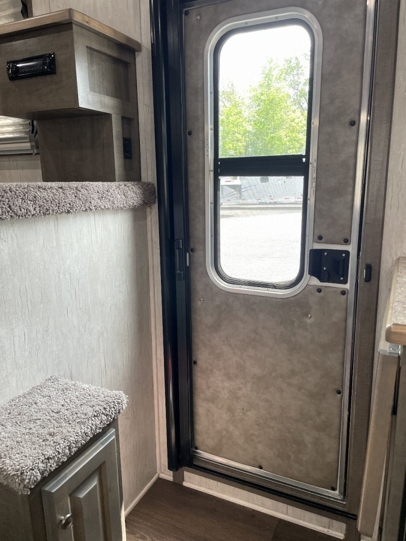 Used 2022 Sundowner Trailers 6908- SANTA FE Horse Trailer