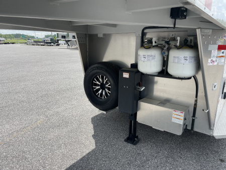 Used 2022 Sundowner Trailers 6908- SANTA FE Horse Trailer