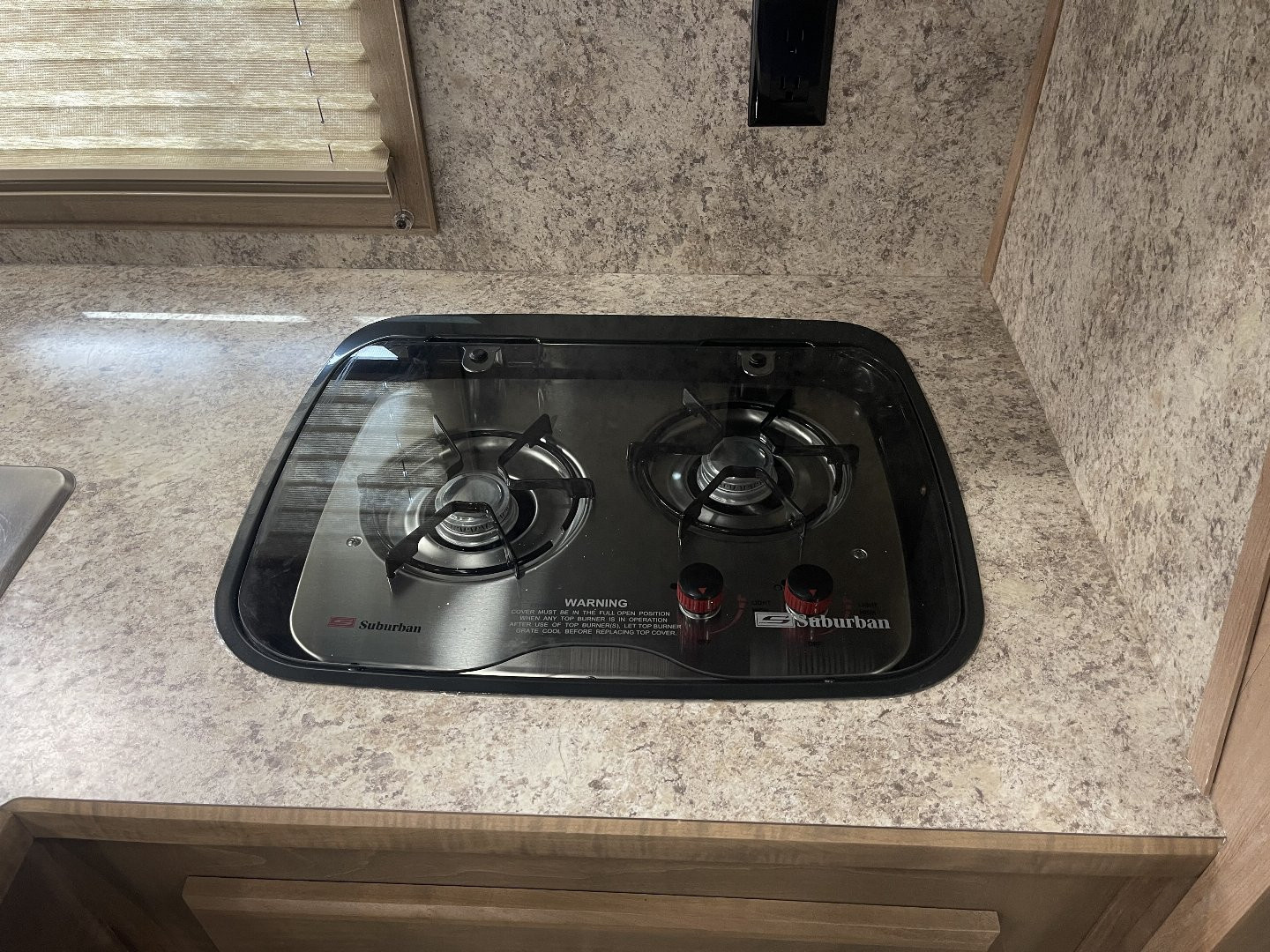 New 2025 Merhow Trailers 8314-B RWS Horse Trailer