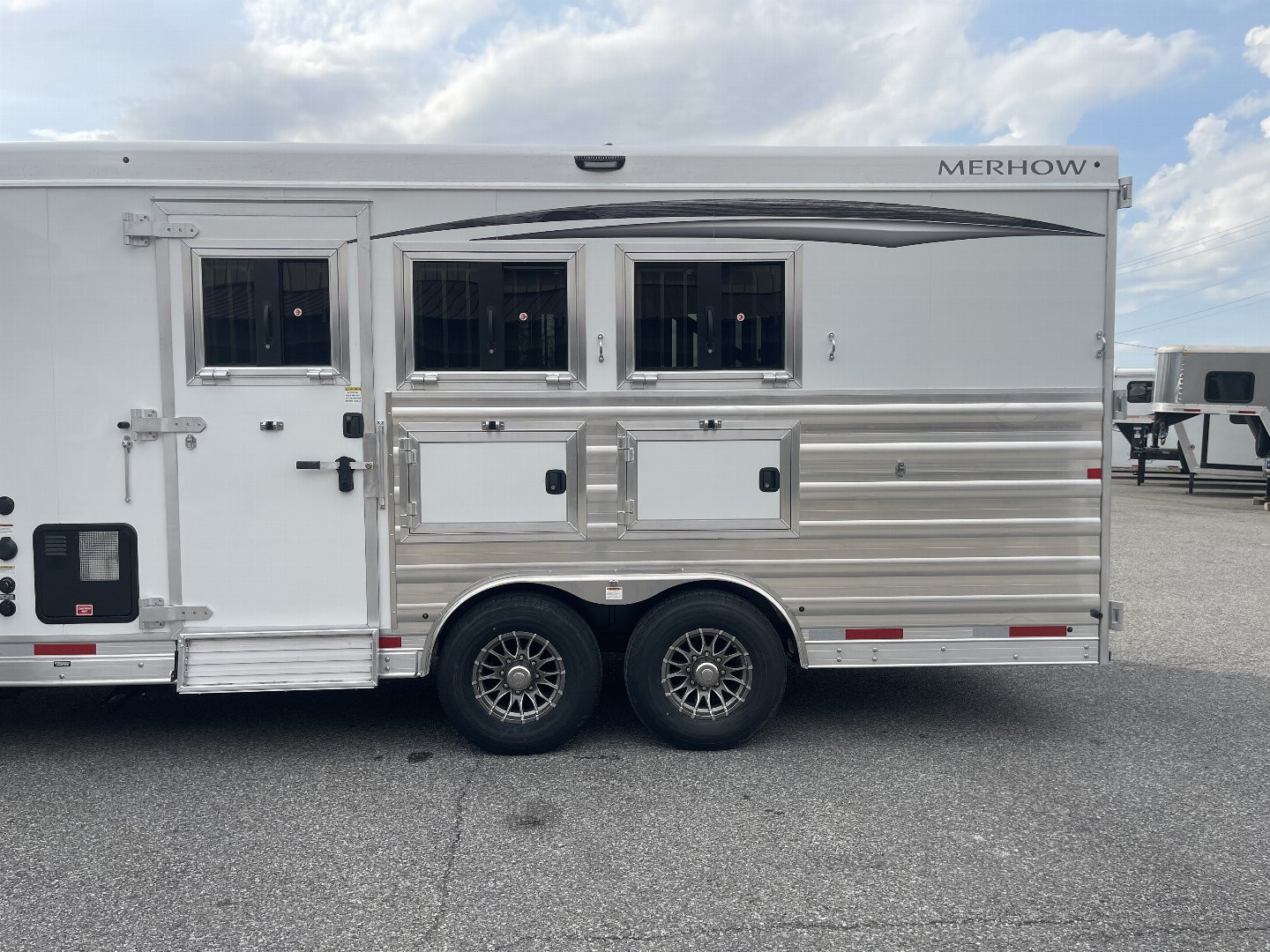 New 2025 Merhow Trailers 8314-B RWS Horse Trailer