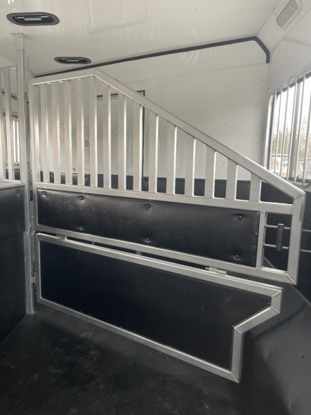 New 2025 Merhow Trailers 8314-B RWS Horse Trailer