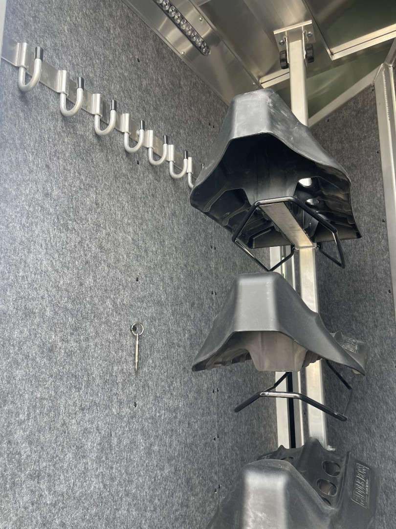 New 2025 Merhow Trailers BRONCO 4H Horse Trailer