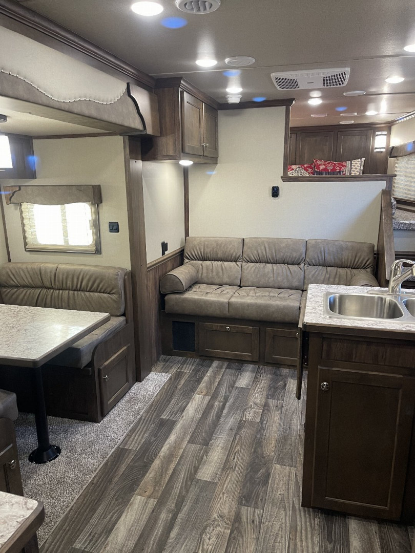 New 2025 Merhow Trailers 8314-B RWS Horse Trailer