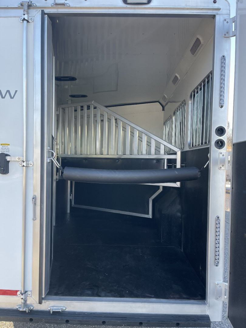 New 2025 Merhow Trailers 8314-B RWS Horse Trailer