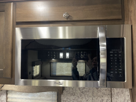 New 2025 Merhow Trailers 8314-B RWS Horse Trailer