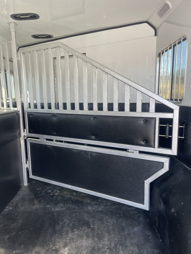 New 2025 Merhow Trailers 8312-A RK-S Horse Trailer