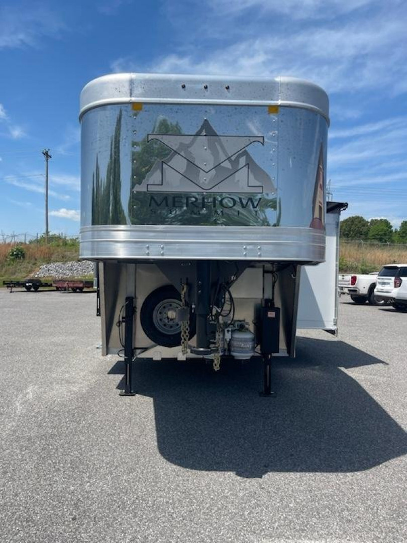 New 2025 Merhow Trailers 8313 RWS SUMMIT FARMHOUSE Horse Trailer