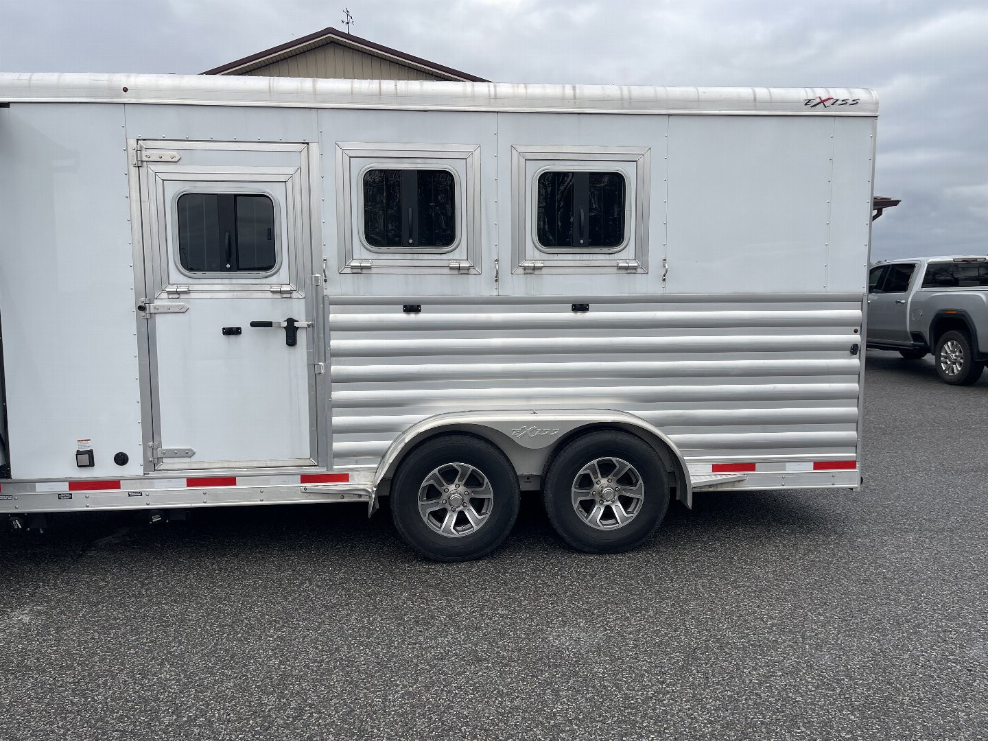 Used 2022 Exiss Trailers 7310 GLIDE Horse Trailer