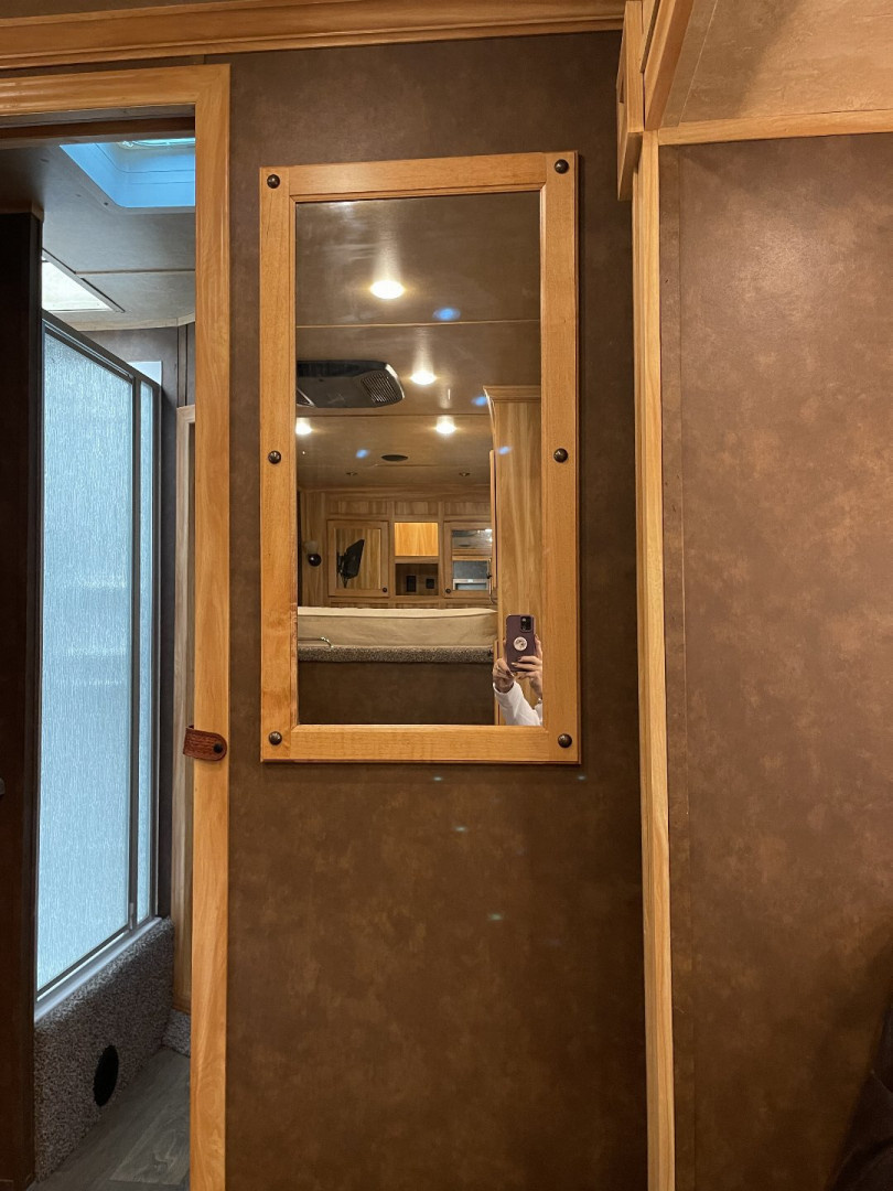 Used 2022 Exiss Trailers 7310 GLIDE Horse Trailer