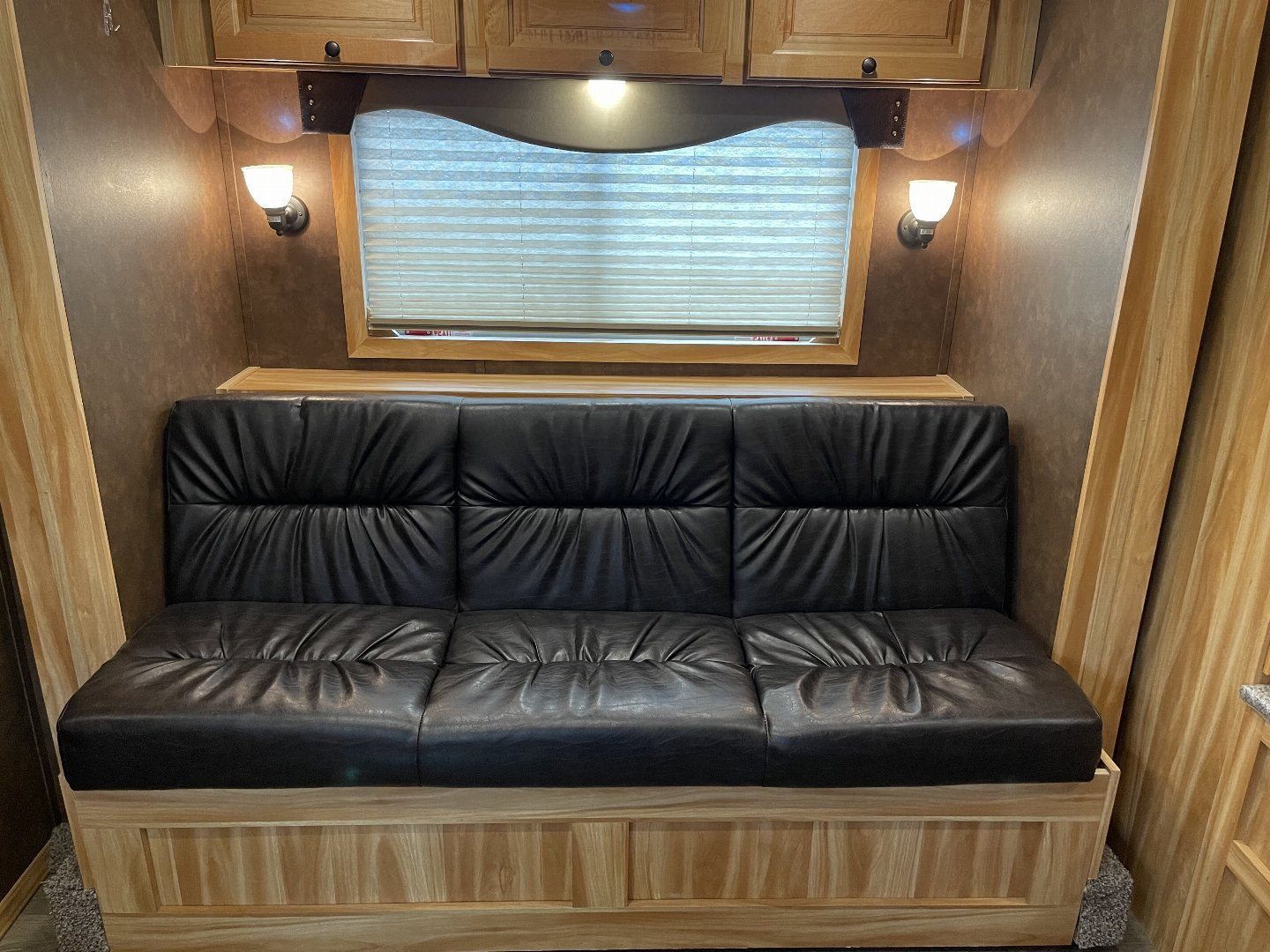 Used 2022 Exiss Trailers 7310 GLIDE Horse Trailer