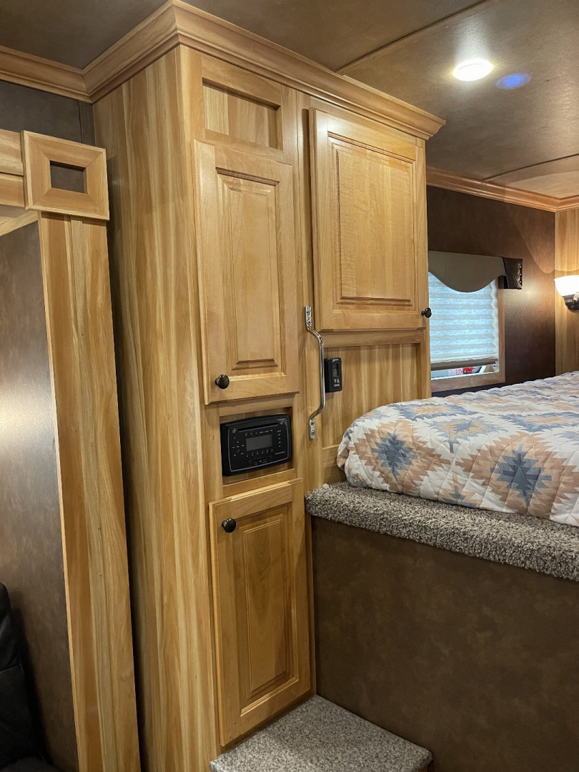 Used 2022 Exiss Trailers 7310 GLIDE Horse Trailer