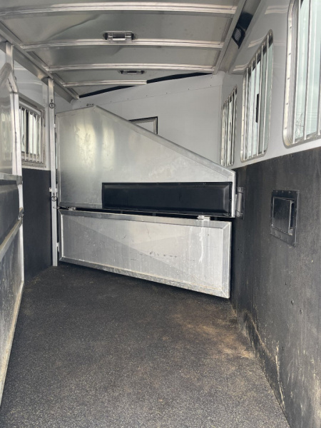 Used 2022 Exiss Trailers 7310 GLIDE Horse Trailer