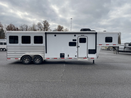 Used 2022 Exiss Trailers 7310 GLIDE Horse Trailer
