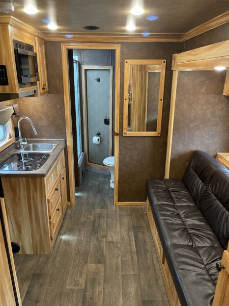 Used 2022 Exiss Trailers 7310 GLIDE Horse Trailer