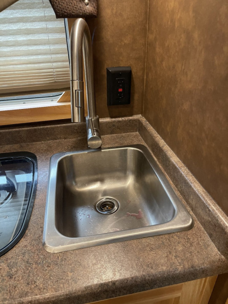 Used 2022 Exiss Trailers 7310 GLIDE Horse Trailer