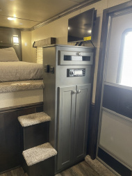 New 2024 Merhow Trailers 7309 RK-SLIDE Horse Trailer