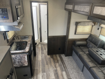 New 2024 Merhow Trailers 7309 RK-SLIDE Horse Trailer
