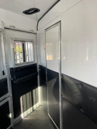 New 2024 Merhow Trailers 7309 RK-SLIDE Horse Trailer