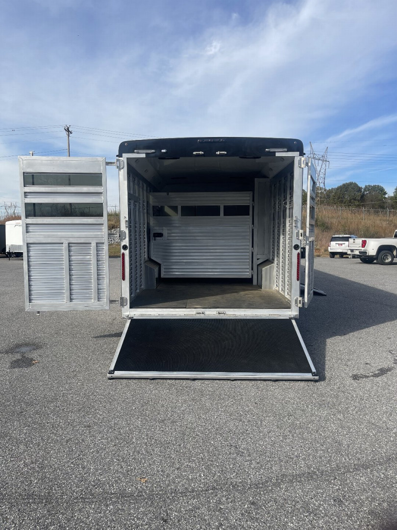 New 2025 Bison Trailers TH81315B.S. ST COMBO Horse Trailer