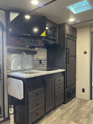 New 2025 Bison Trailers TH81315B.S. ST COMBO Horse Trailer