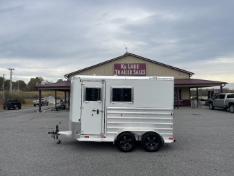 New 2025 Merhow Bar-M ES720SL Horse Trailer
