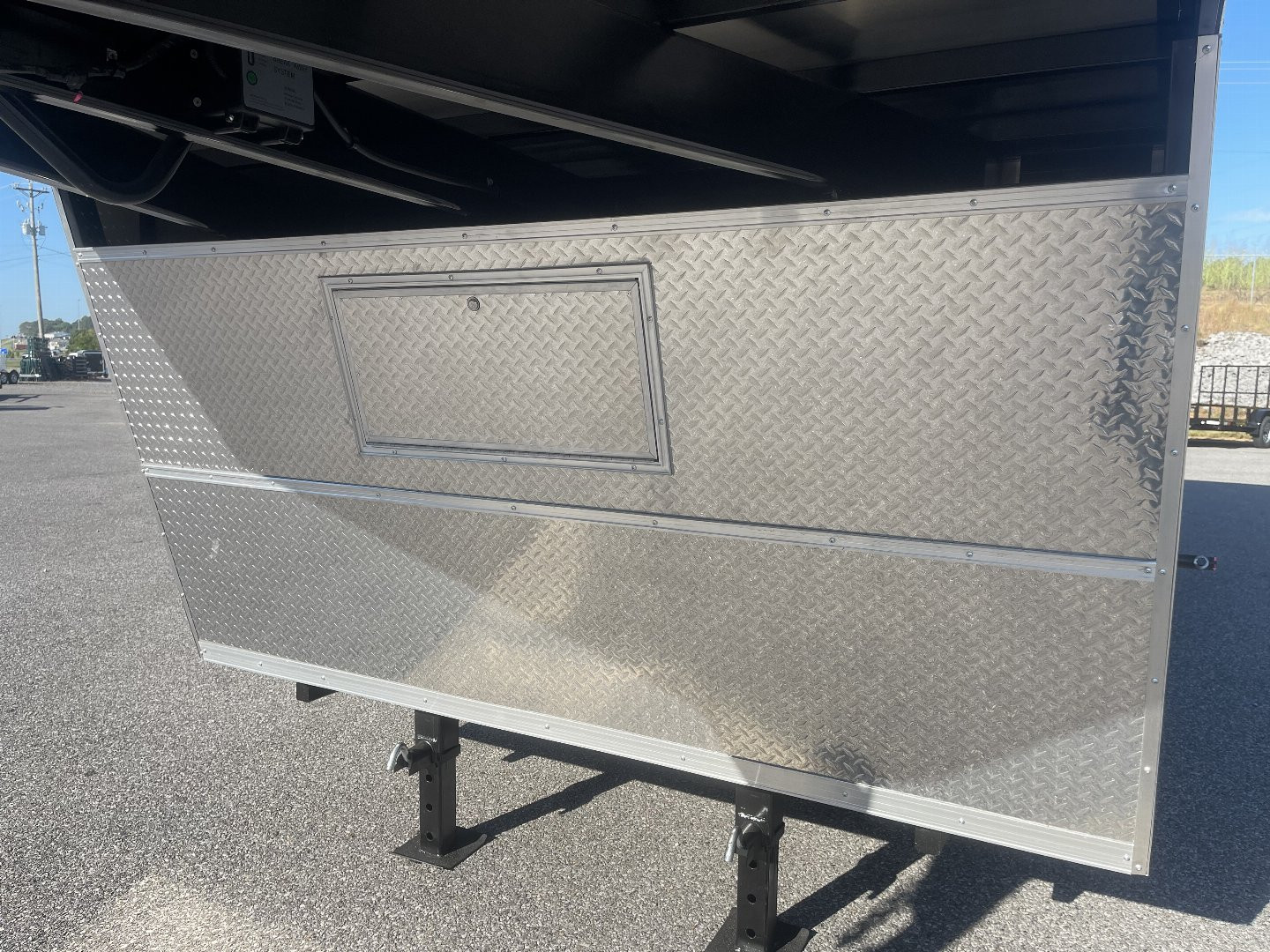 New 2025 HOMESTEADER TRAILER G32H2 Cargo / Enclosed Trailer