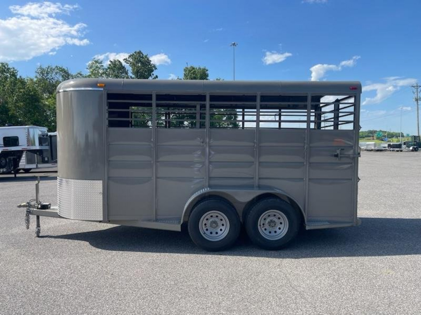 New 2025 CALICO TRAILERS 16X6X7' Stock-BP Horse Trailer