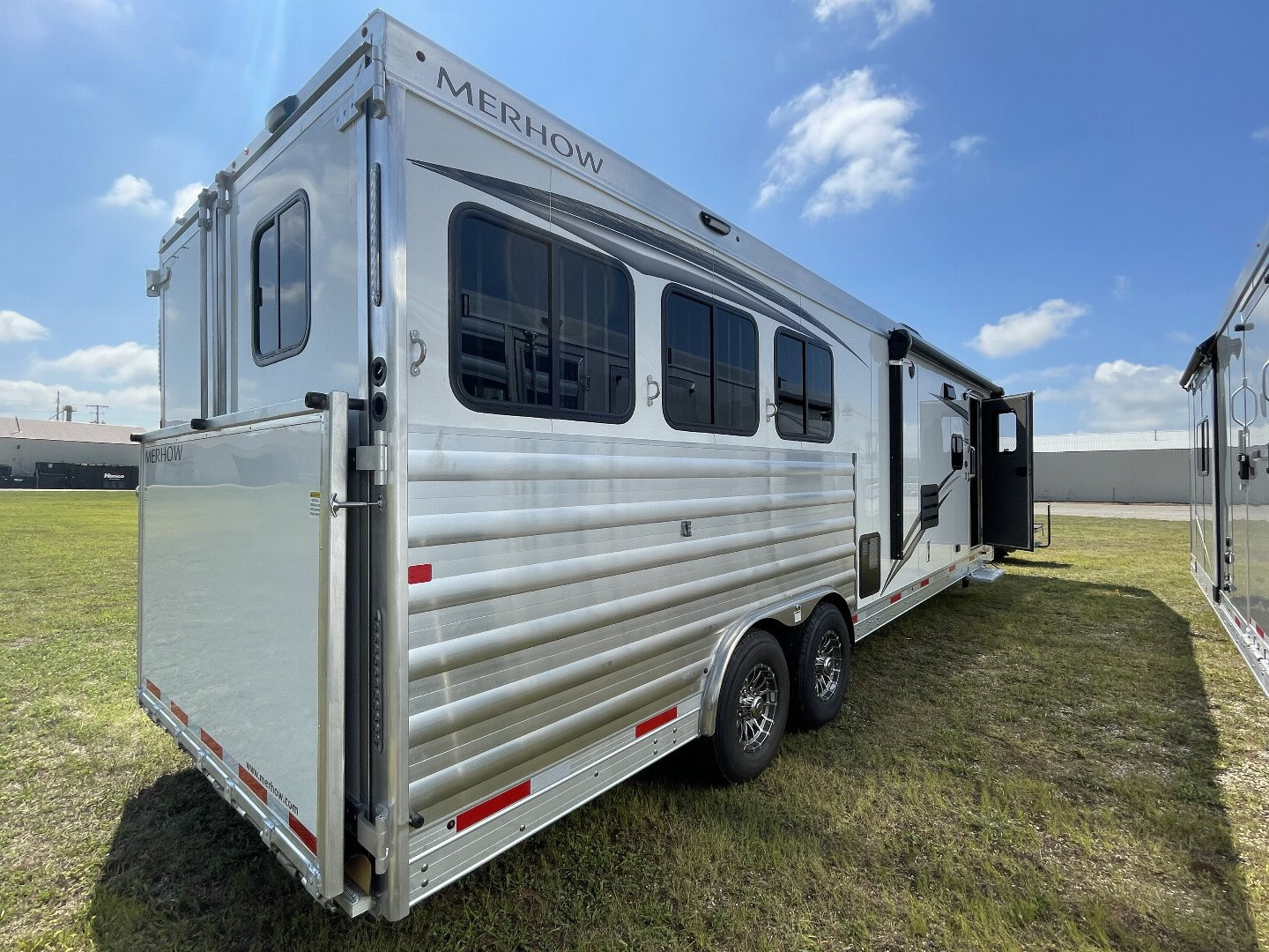 New 2025 Merhow Trailers 8313 RWS Horse Trailer
