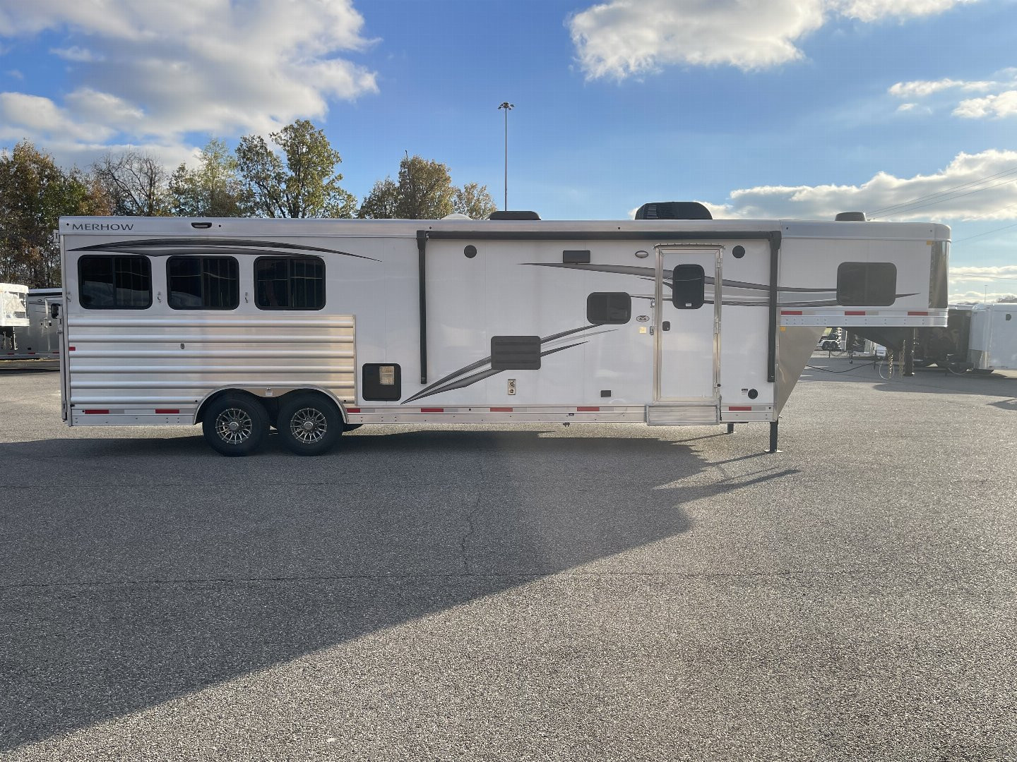 New 2025 Merhow Trailers 8313 RWS Horse Trailer