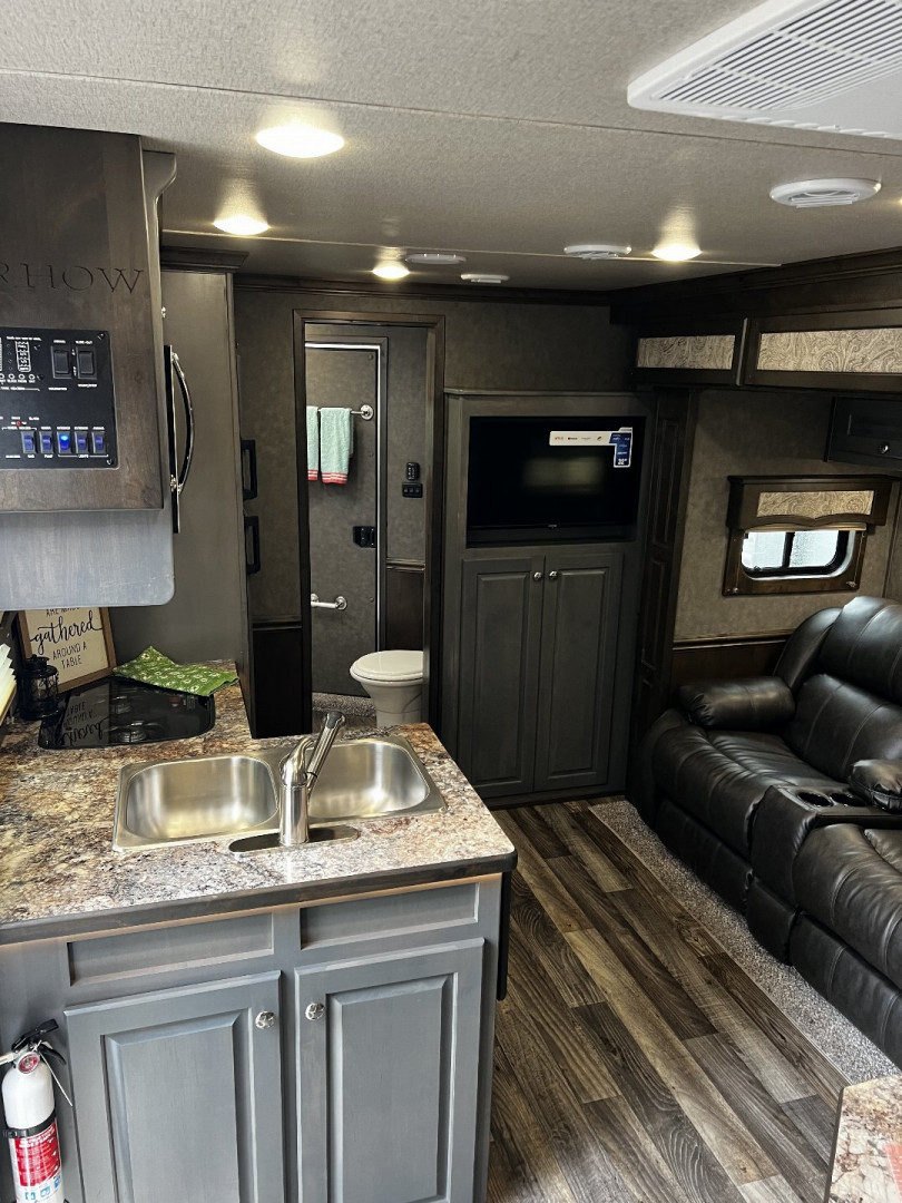 New 2025 Merhow Trailers 8313 RWS Horse Trailer