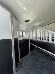 New 2025 Merhow Trailers 8313 RWS Horse Trailer