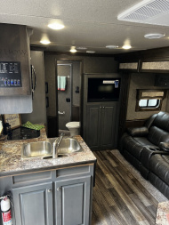 New 2025 Merhow Trailers 8313 RWS Horse Trailer