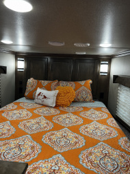 New 2025 Merhow Trailers 8312-A RKS Horse Trailer