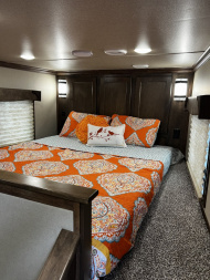 New 2025 Merhow Trailers 8316-A RWS Horse Trailer