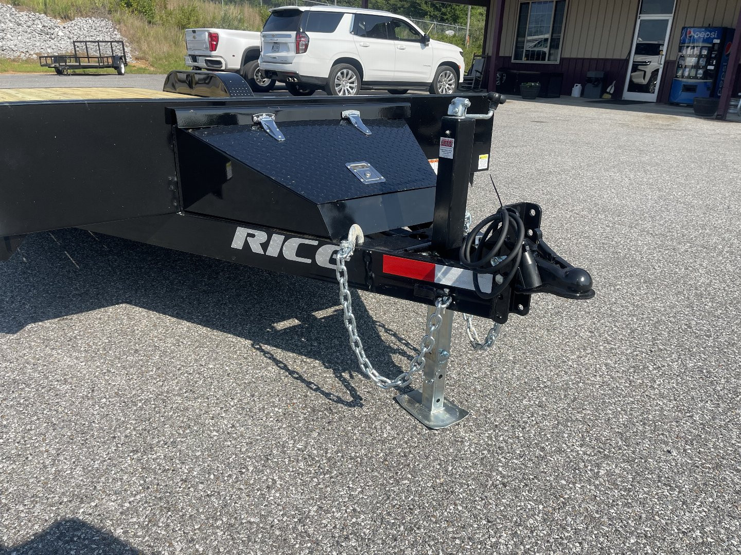 New 2025 RICE TRAILERS FMCMR8220- 20' CAR Car Hauler