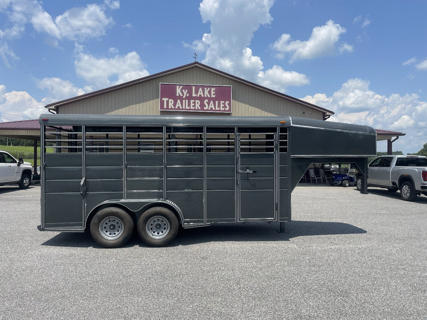 New 2024 CALICO TRAILERS 16x6x7' GN Stock / Stock Combo Trailer