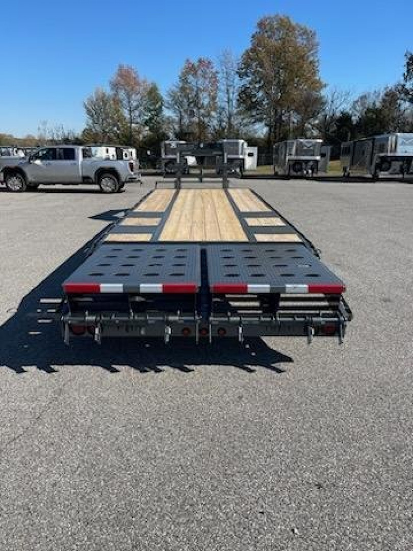 New 2024 Elite Trailers 20+5 Equipment Trailer