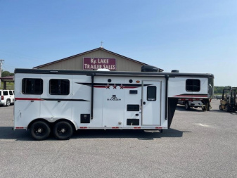 New 2024 Bison Trailers 7208 RANGER N/S Horse Trailer