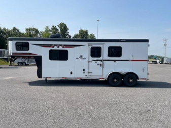 New 2024 Bison Trailers 7208 RANGER N/S Horse Trailer