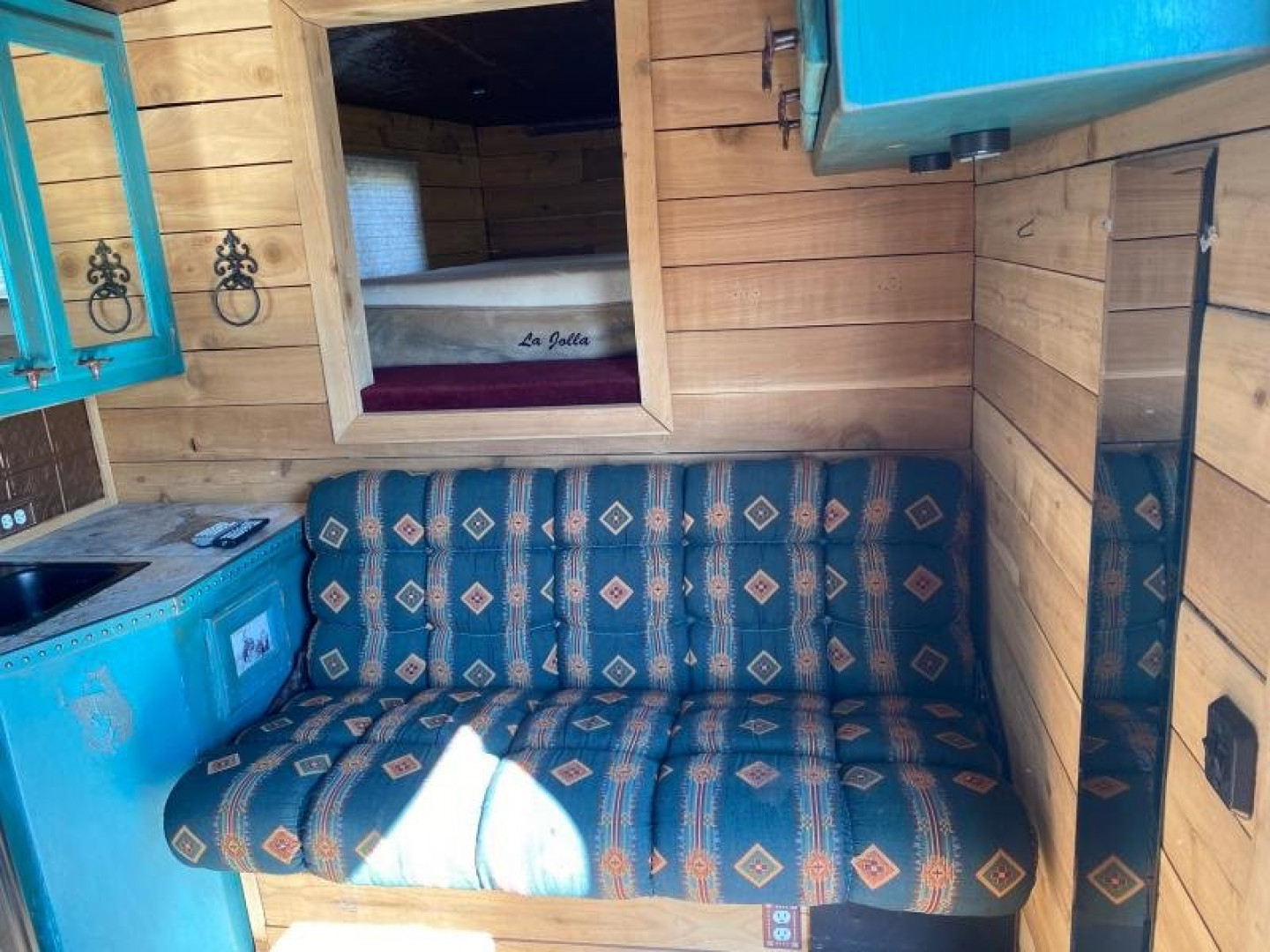 Used 1999 C and C Trailers 4 horse Horse Trailer
