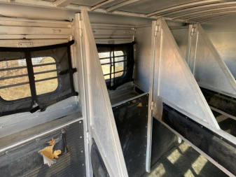 Used 1999 C and C Trailers 4 horse Horse Trailer