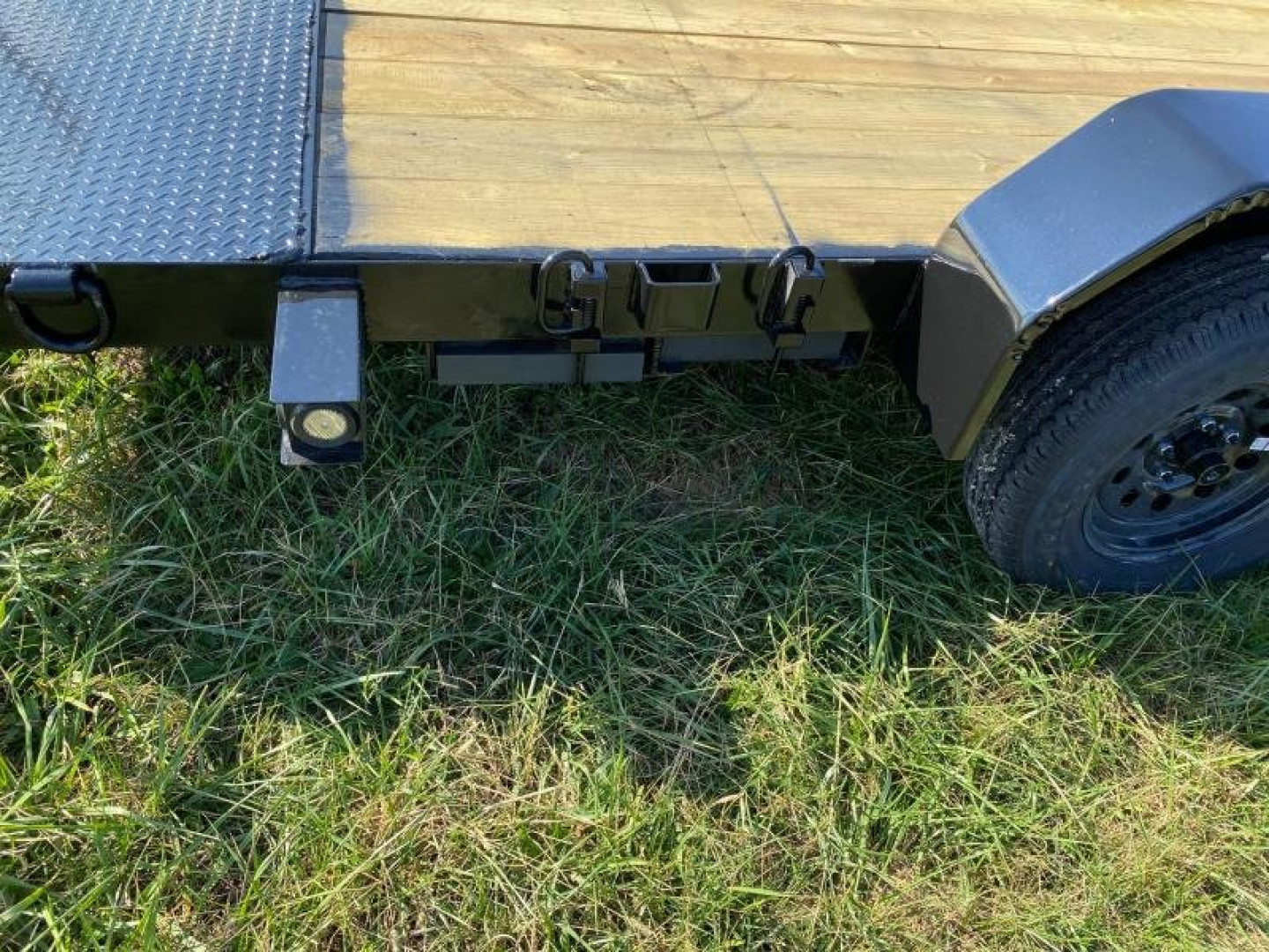New 2023 STAG Trailers 18 +2 Car Hauler