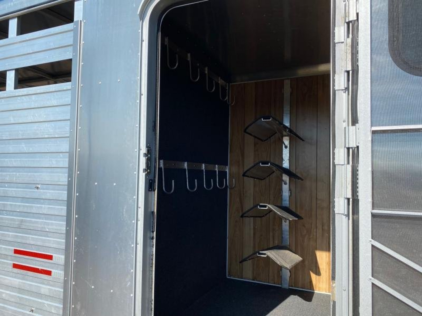 Used 2016 Other WW Horse Trailer