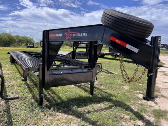 New 2025 5 Star Trailers 40ft Gooseneck Car Hauler